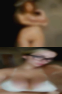 ShielaMeeker, nude woman of Oxford Junction,