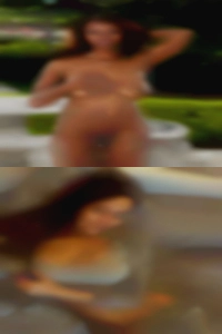 LatonyaBeers, naked girls looking up at